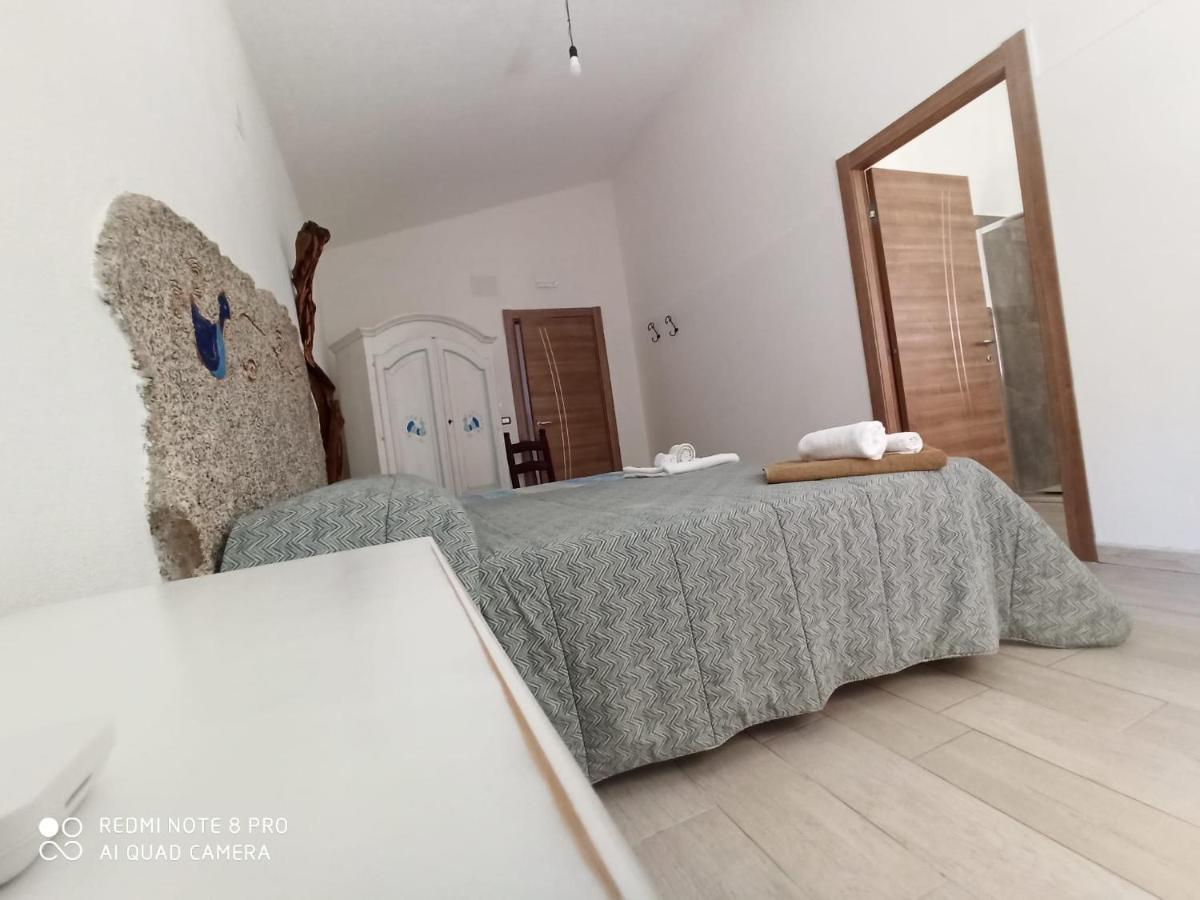 Bed And Breakfast Murales 오르고솔로 외부 사진