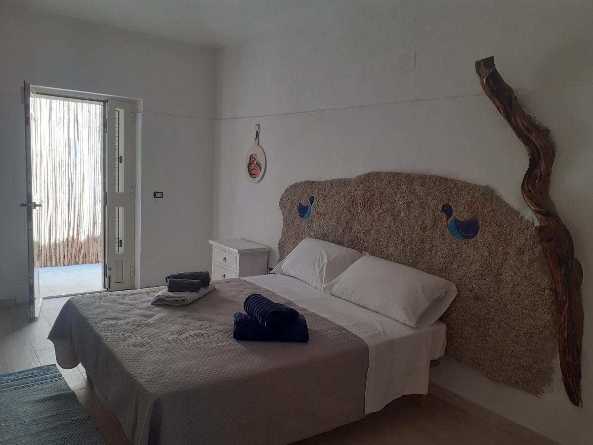 Bed And Breakfast Murales 오르고솔로 외부 사진