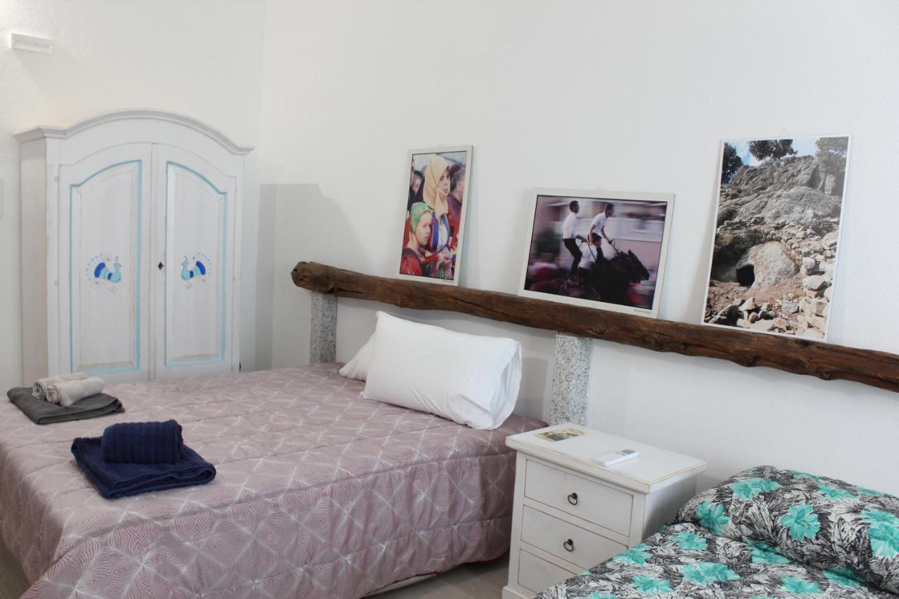 Bed And Breakfast Murales 오르고솔로 외부 사진